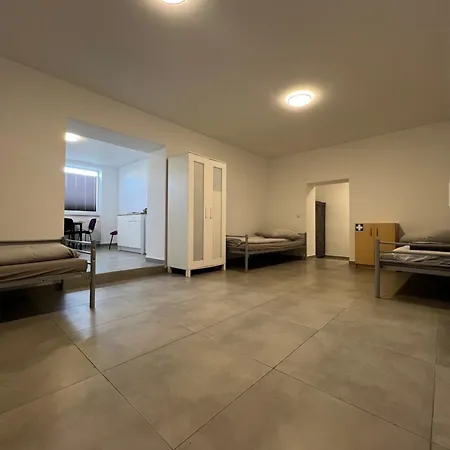 ゲストハウス Mieterlux Frankfurt ホイゼンシュタム