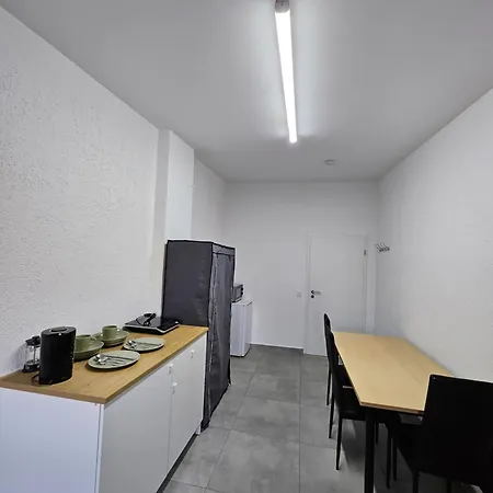 Mieterlux Frankfurt ホイゼンシュタム