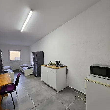 ゲストハウス Mieterlux Frankfurt