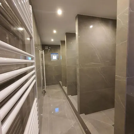 Mieterlux Frankfurt ゲストハウス ホイゼンシュタム